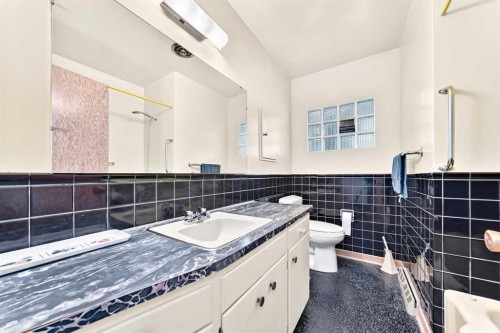 14 Carnarvon Way Nw, Calgary, AB 