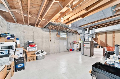 14 Carnarvon Way Nw, Calgary, AB 