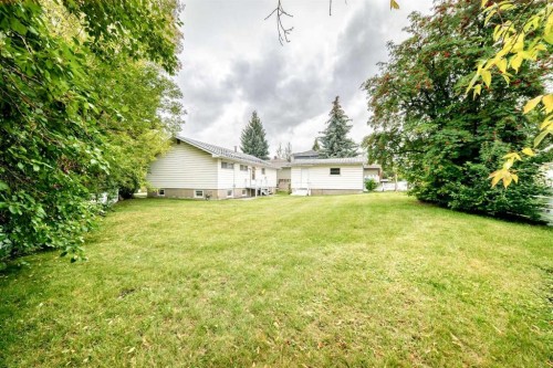 14 Carnarvon Way Nw, Calgary, AB 