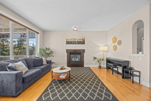 122 Springborough Point Sw, Calgary, AB 