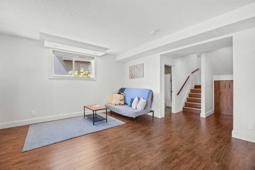 122 Springborough Point Sw, Calgary, AB 