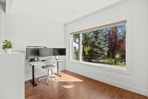 122 Springborough Point Sw, Calgary, AB 