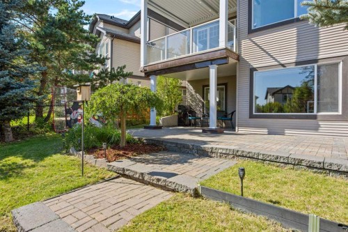 122 Springborough Point Sw, Calgary, AB 