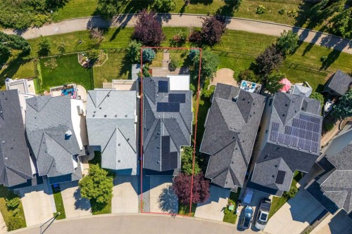 122 Springborough Point Sw, Calgary, AB 