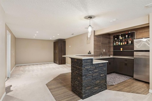 400 Sienna Park Drive Sw, Calgary, AB 
