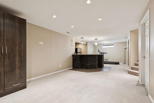 400 Sienna Park Drive Sw, Calgary, AB 