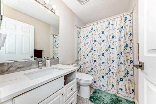 7165 California Boulevard Ne, Calgary, AB 