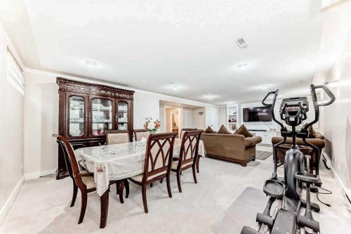 7165 California Boulevard Ne, Calgary, AB 