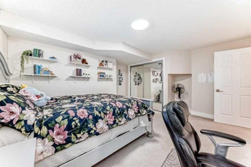 7165 California Boulevard Ne, Calgary, AB 