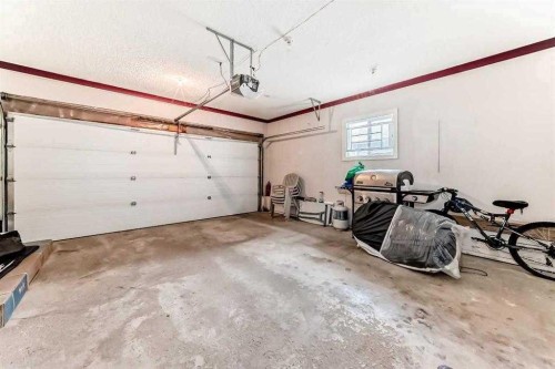 7165 California Boulevard Ne, Calgary, AB 