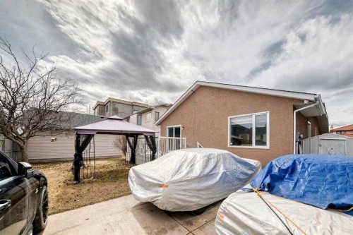 7165 California Boulevard Ne, Calgary, AB 