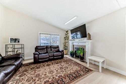 7165 California Boulevard Ne, Calgary, AB 