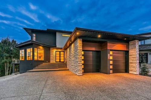 234 Fortress Bay Sw, Calgary, AB 