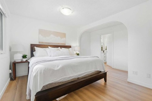 44 Cedarwood Bay Sw, Calgary, AB 