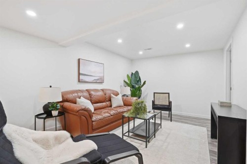 44 Cedarwood Bay Sw, Calgary, AB 