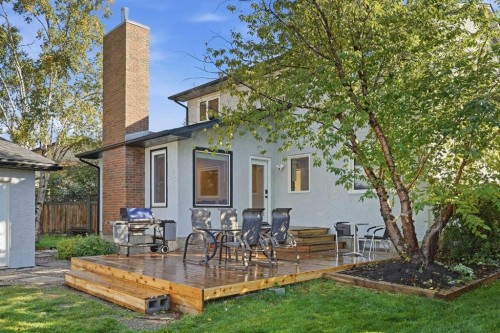 44 Cedarwood Bay Sw, Calgary, AB 