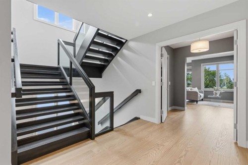 531 47 Avenue Sw, Calgary, AB 