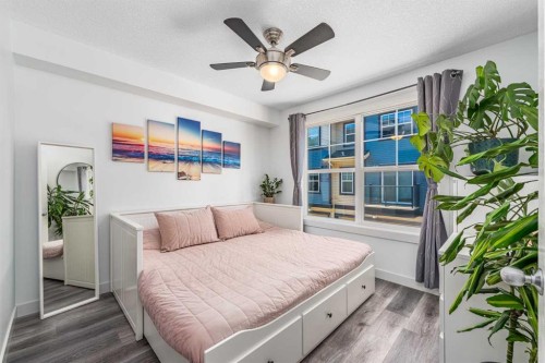 1110 Mckenzie Towne Row Se, Calgary, AB 