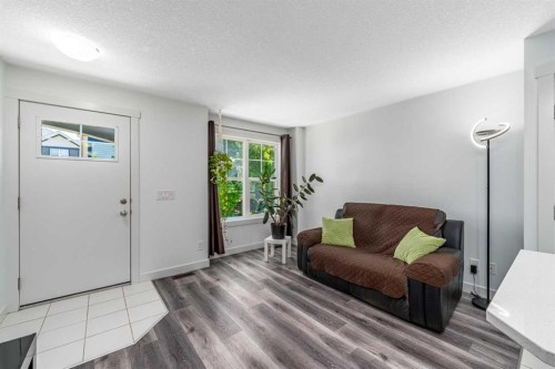 1110 Mckenzie Towne Row Se, Calgary, AB 