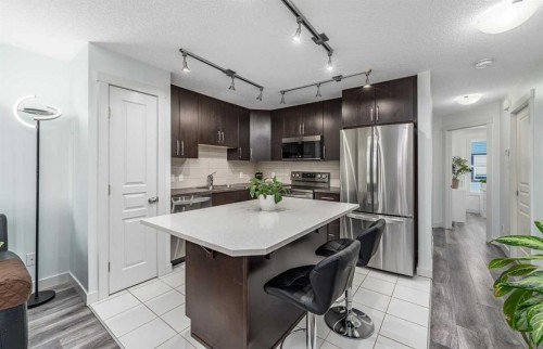 1110 Mckenzie Towne Row Se, Calgary, AB 