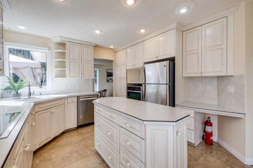50 Elk Valley Crescent, Bragg Creek, AB 