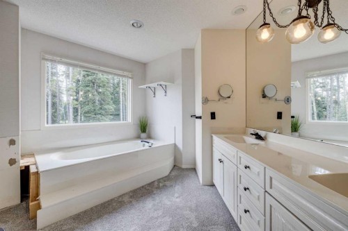 50 Elk Valley Crescent, Bragg Creek, AB 