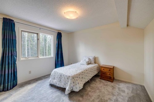 50 Elk Valley Crescent, Bragg Creek, AB 