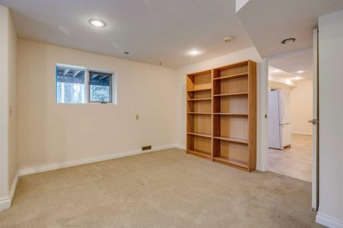 50 Elk Valley Crescent, Bragg Creek, AB 