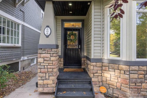 608 24 Avenue Sw, Calgary, AB 