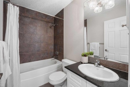 608 24 Avenue Sw, Calgary, AB 