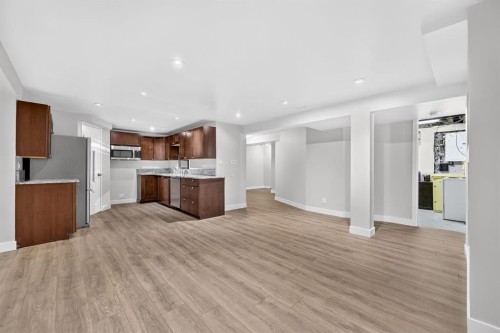 104 Silver Springs Green Nw, Calgary, AB 