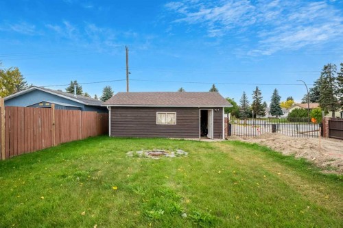 1219 68 Street Ne, Calgary, AB 