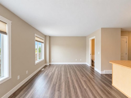 11-2002 22 Avenue, Bowden, AB 