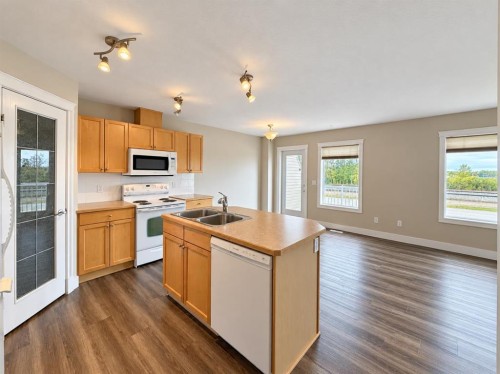 11-2002 22 Avenue, Bowden, AB 