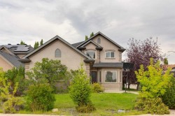 3 Tuscany Glen Green NW Calgary, AB T3L 2V8