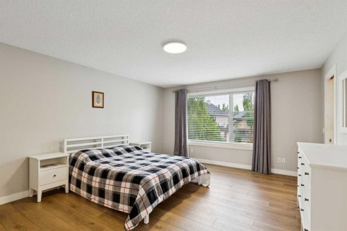 3 Tuscany Glen Green Nw, Calgary, AB 