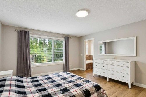 3 Tuscany Glen Green Nw, Calgary, AB 