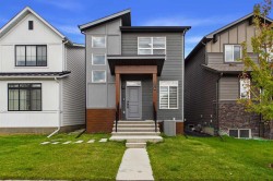 24 Rowmont Common NWCalgary, AB T3L 0L3