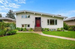4116 Brisebois Drive NW Calgary, AB T2L 2E7