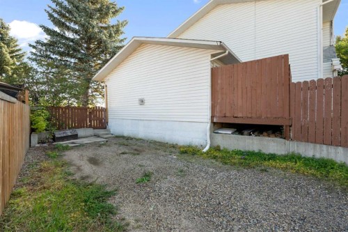 44 Beddington Crescent Ne, Calgary, AB 