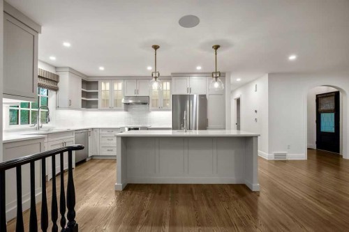 256 Westminster Drive Sw, Calgary, AB 