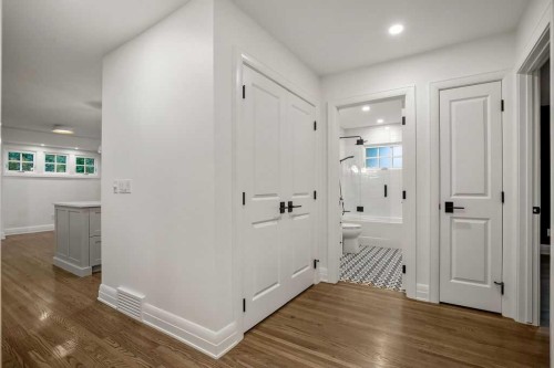256 Westminster Drive Sw, Calgary, AB 