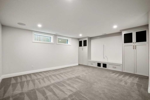 256 Westminster Drive Sw, Calgary, AB 