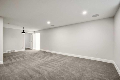 256 Westminster Drive Sw, Calgary, AB 