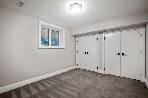 256 Westminster Drive Sw, Calgary, AB 