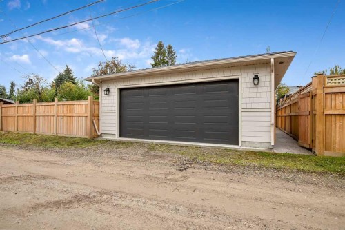 256 Westminster Drive Sw, Calgary, AB 