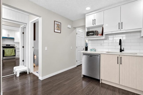 369 Falshire Drive Ne, Calgary, AB 