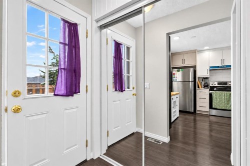 369 Falshire Drive Ne, Calgary, AB 
