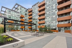 502-110 18A Street NW Calgary, AB T2N 5G5