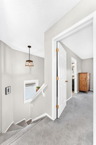 79 Hidden Hills Way Nw, Calgary, AB 